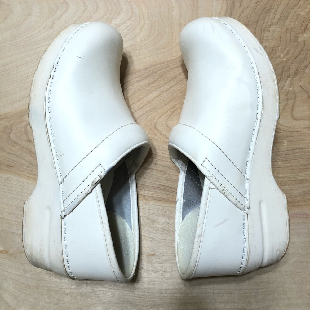 DANSKO Professional White Clogs